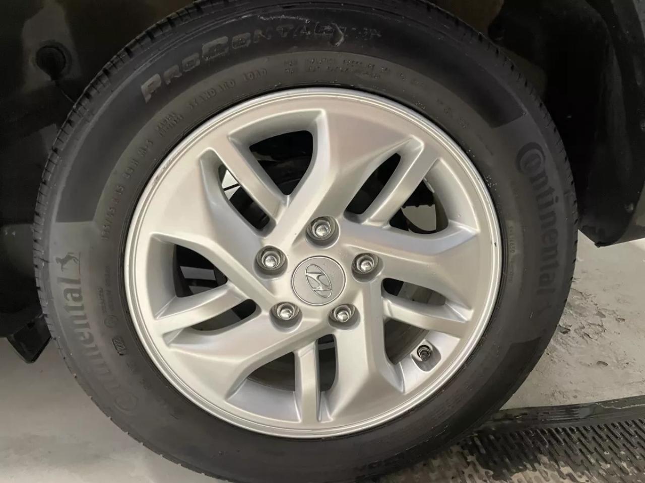 2022 Hyundai Venue PREFERRED Photo