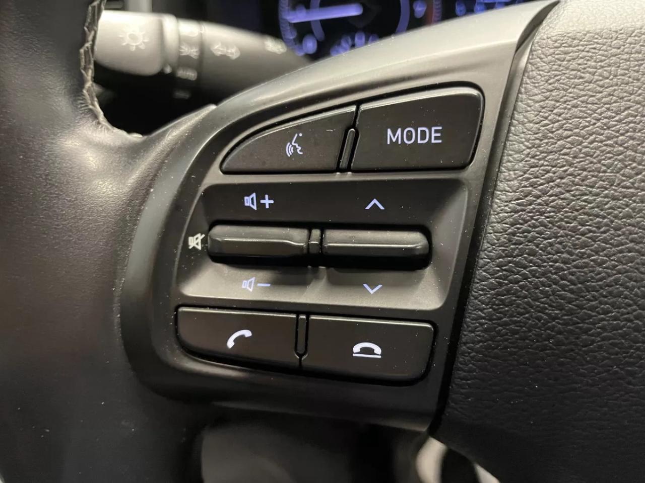 2022 Hyundai Venue PREFERRED Photo