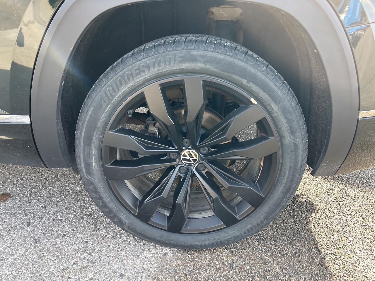 2022 Volkswagen Atlas EXECLINE, R LINE, 7 PASS, REMOTE START, LEATHER! Photo