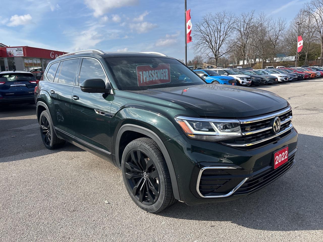 2022 Volkswagen Atlas EXECLINE, R LINE, 7 PASS, REMOTE START, LEATHER! Photo3