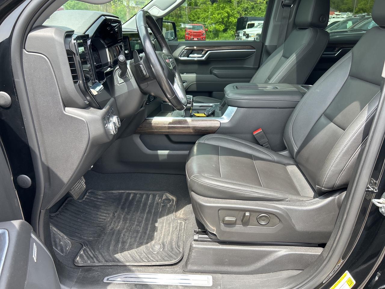 2022 GMC Sierra 1500 ELEVATION, LEATHER, CLEAN CARFAX, REMOTE START! Photo