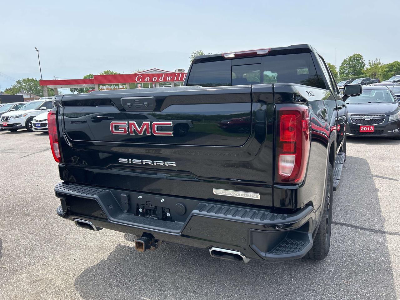 2022 GMC Sierra 1500 ELEVATION, LEATHER, CLEAN CARFAX, REMOTE START! Photo