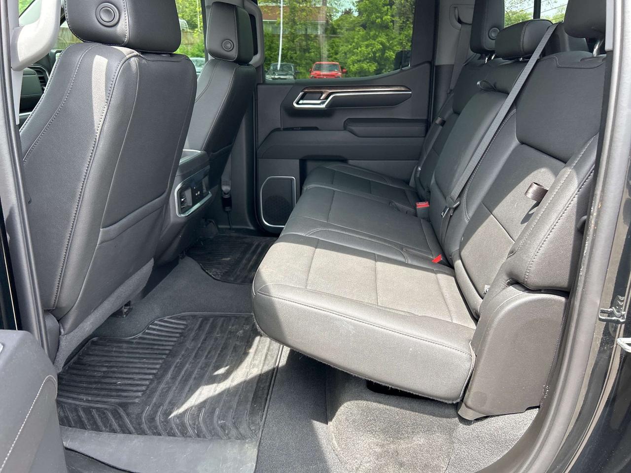 2022 GMC Sierra 1500 ELEVATION, LEATHER, CLEAN CARFAX, REMOTE START! Photo