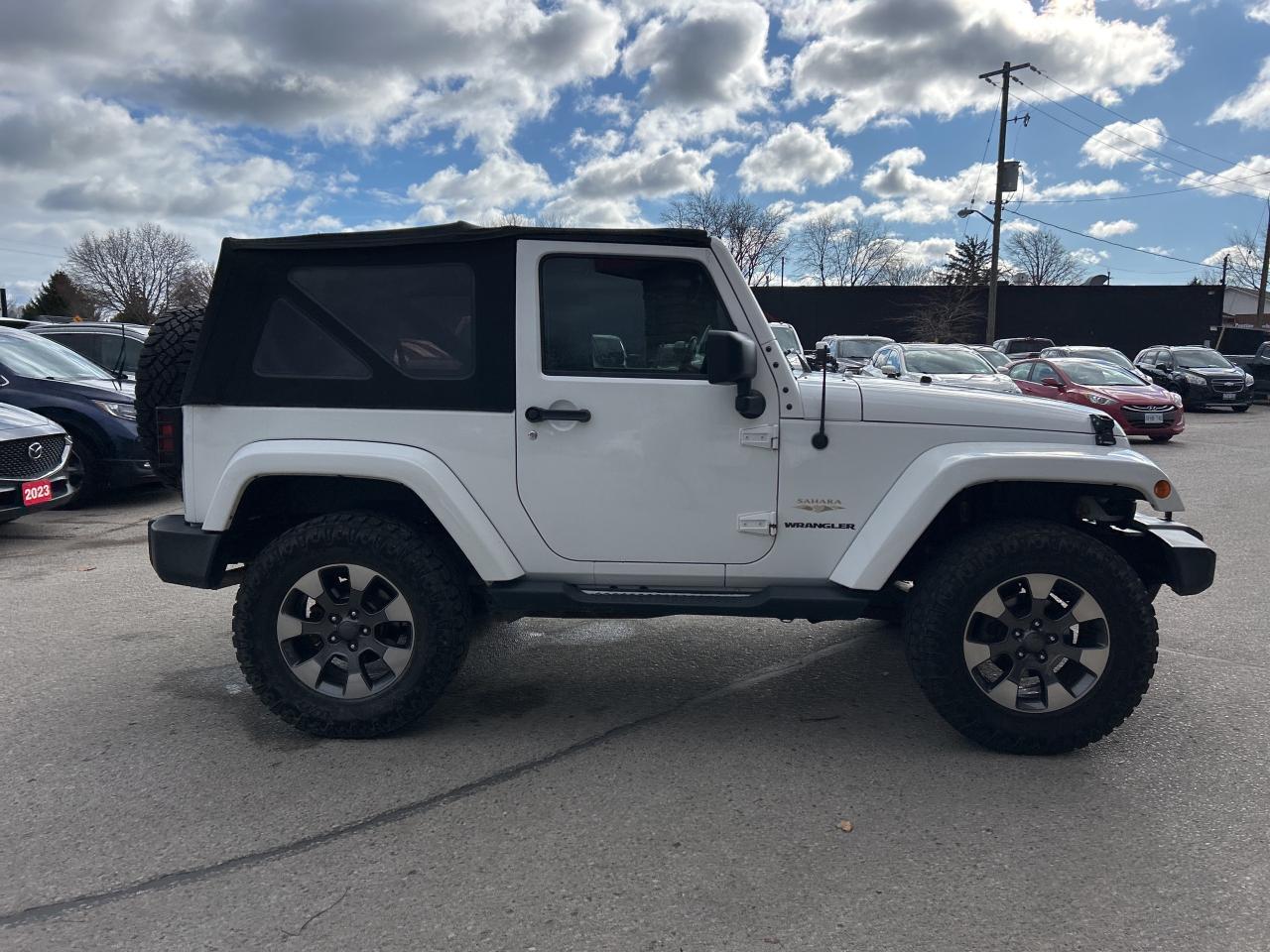 2015 Jeep Wrangler SAHARA, AUTOMATIC, SOFT TOP, REMOTE START, NAV! Photo4