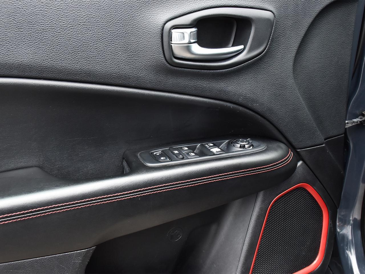 2018 Jeep Compass Trailhawk 4x4 ~Nav ~Camera ~Leather ~Bluetooth Photo