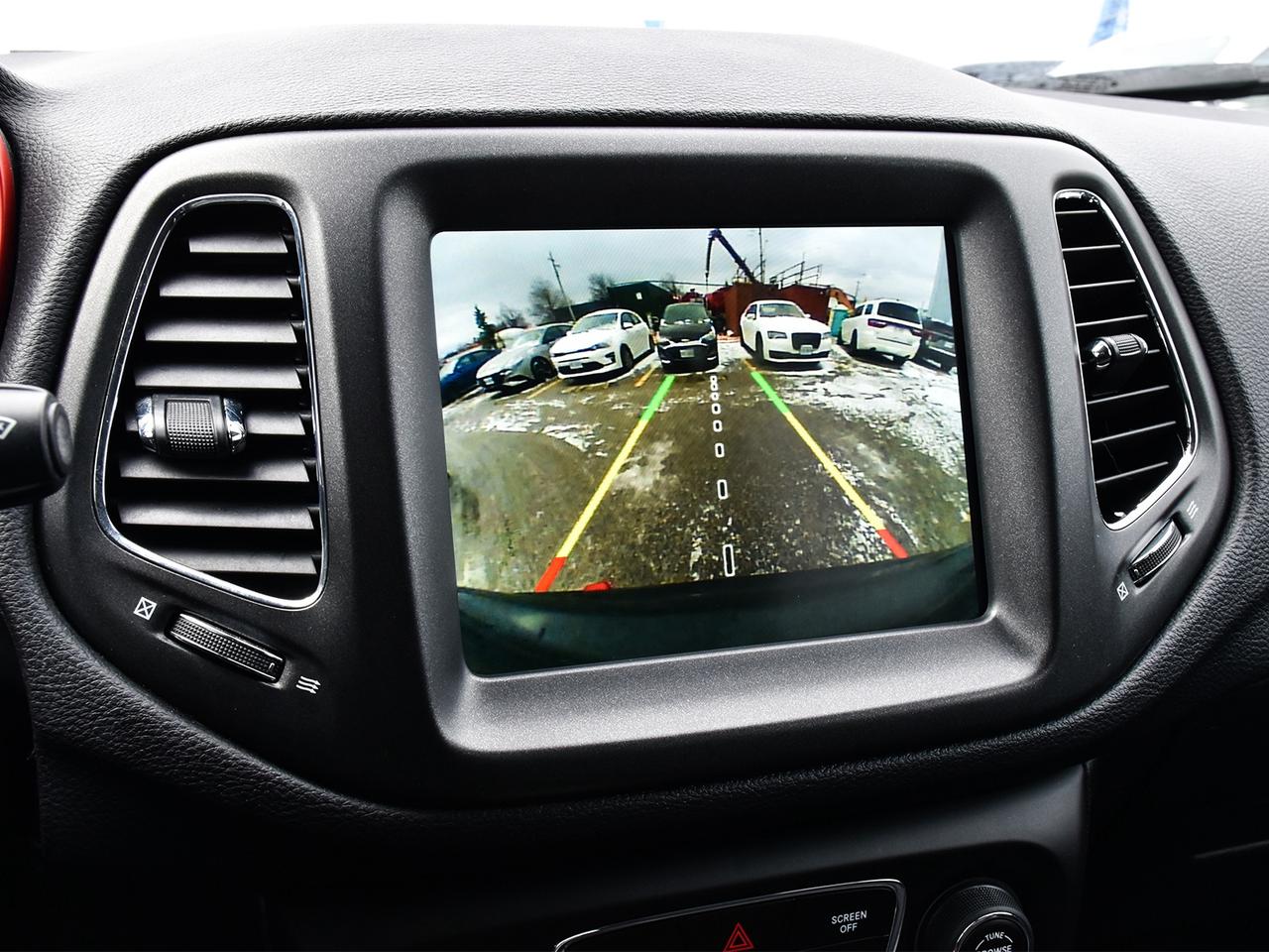 2018 Jeep Compass Trailhawk 4x4 ~Nav ~Camera ~Leather ~Bluetooth Photo