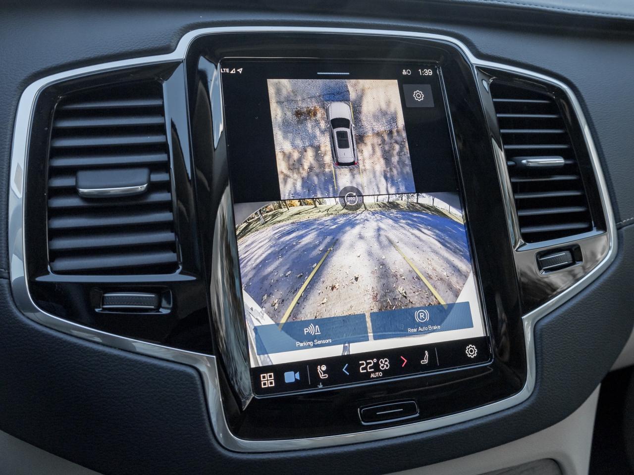 2024 Volvo XC90 B6 AWD Ultimate 7-Seater  MASSAGE SEATS  21 WHEEL Photo