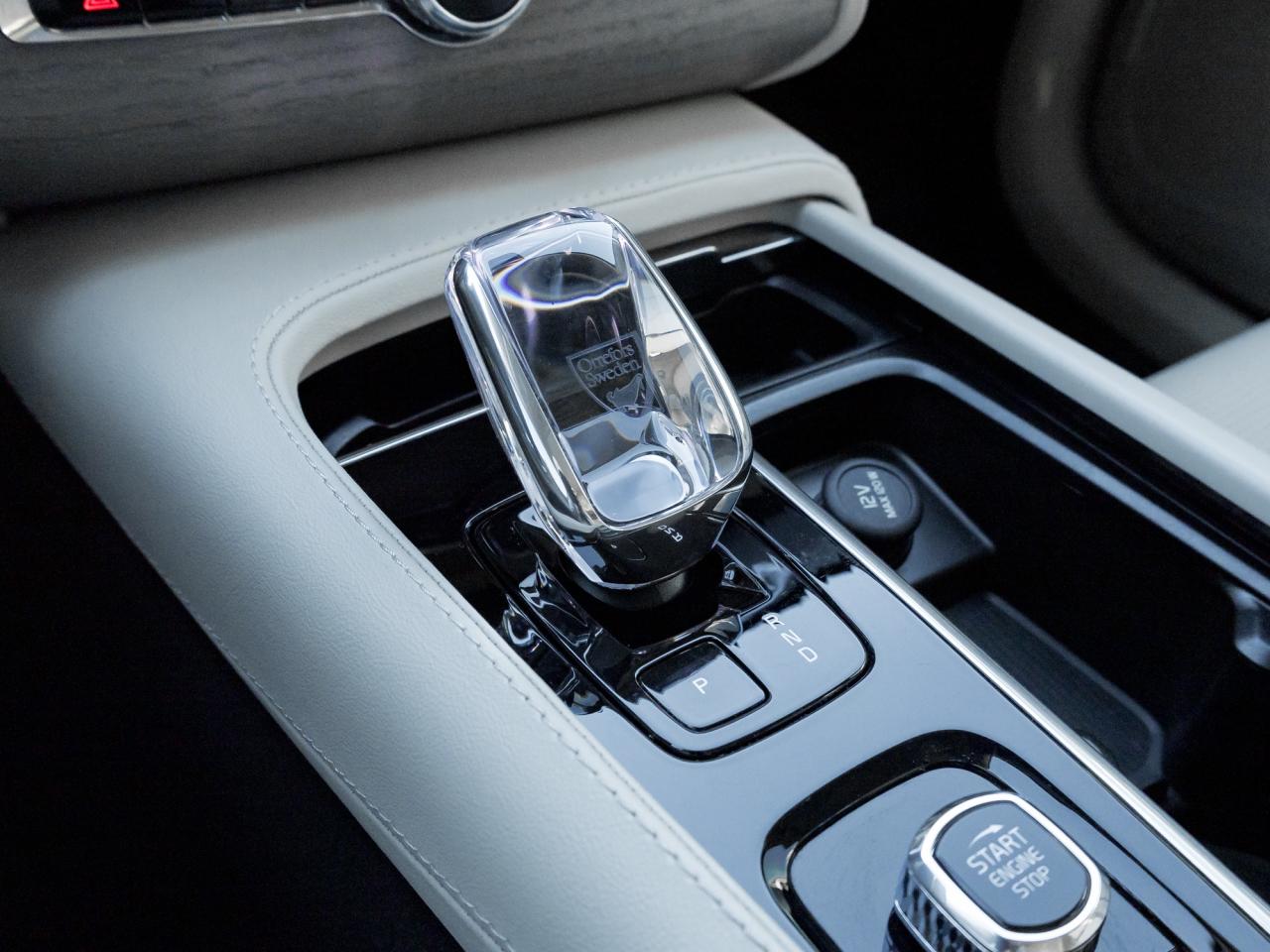 2024 Volvo XC90 B6 AWD Ultimate 7-Seater  MASSAGE SEATS  21 WHEEL Photo