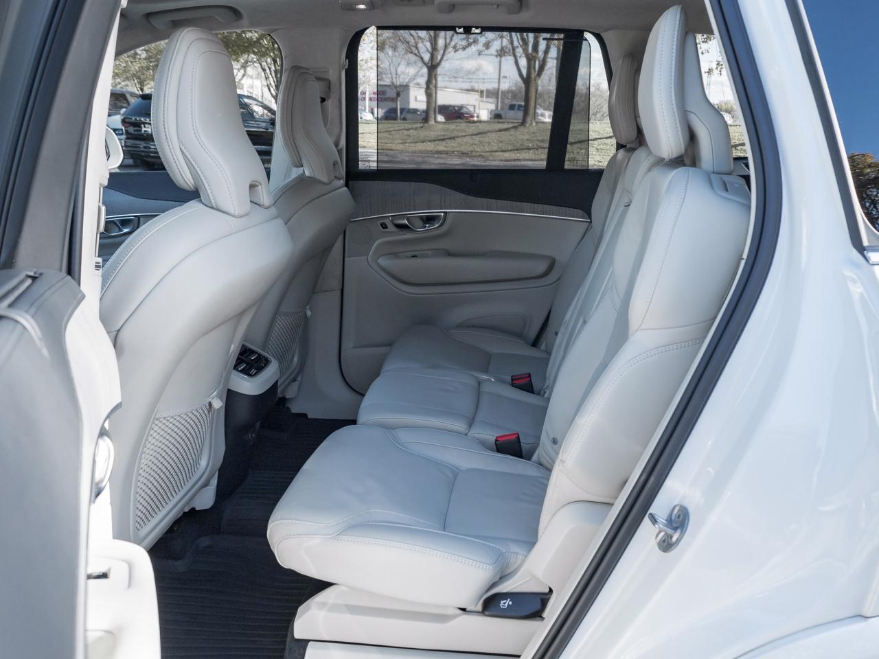 2024 Volvo XC90 B6 AWD Ultimate 7-Seater  MASSAGE SEATS  21 WHEEL Photo