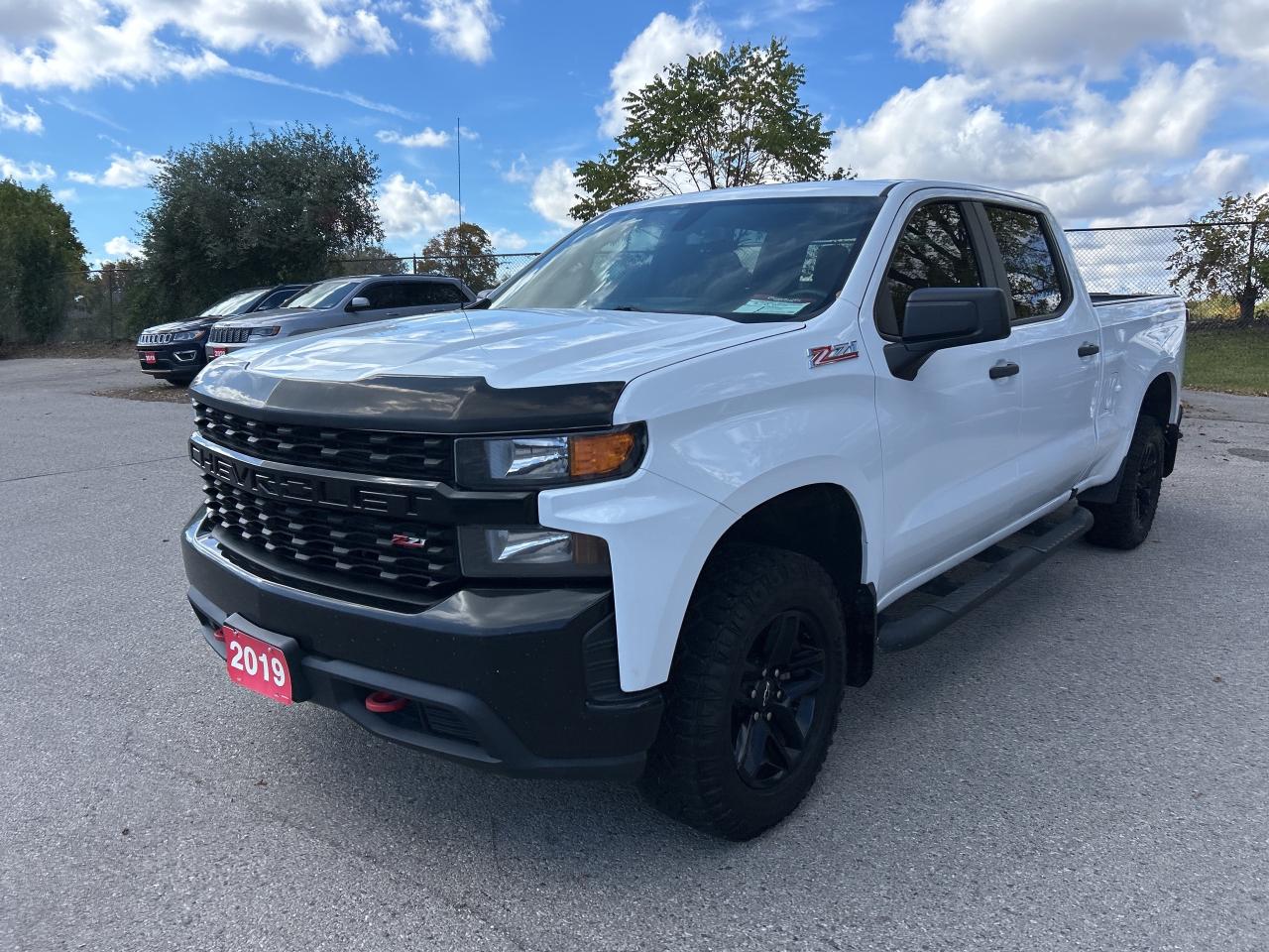2019 Chevrolet Silverado 1500 Z71 TRAILBOSS, CLEAN CARFAX, REMOTE START! Photo