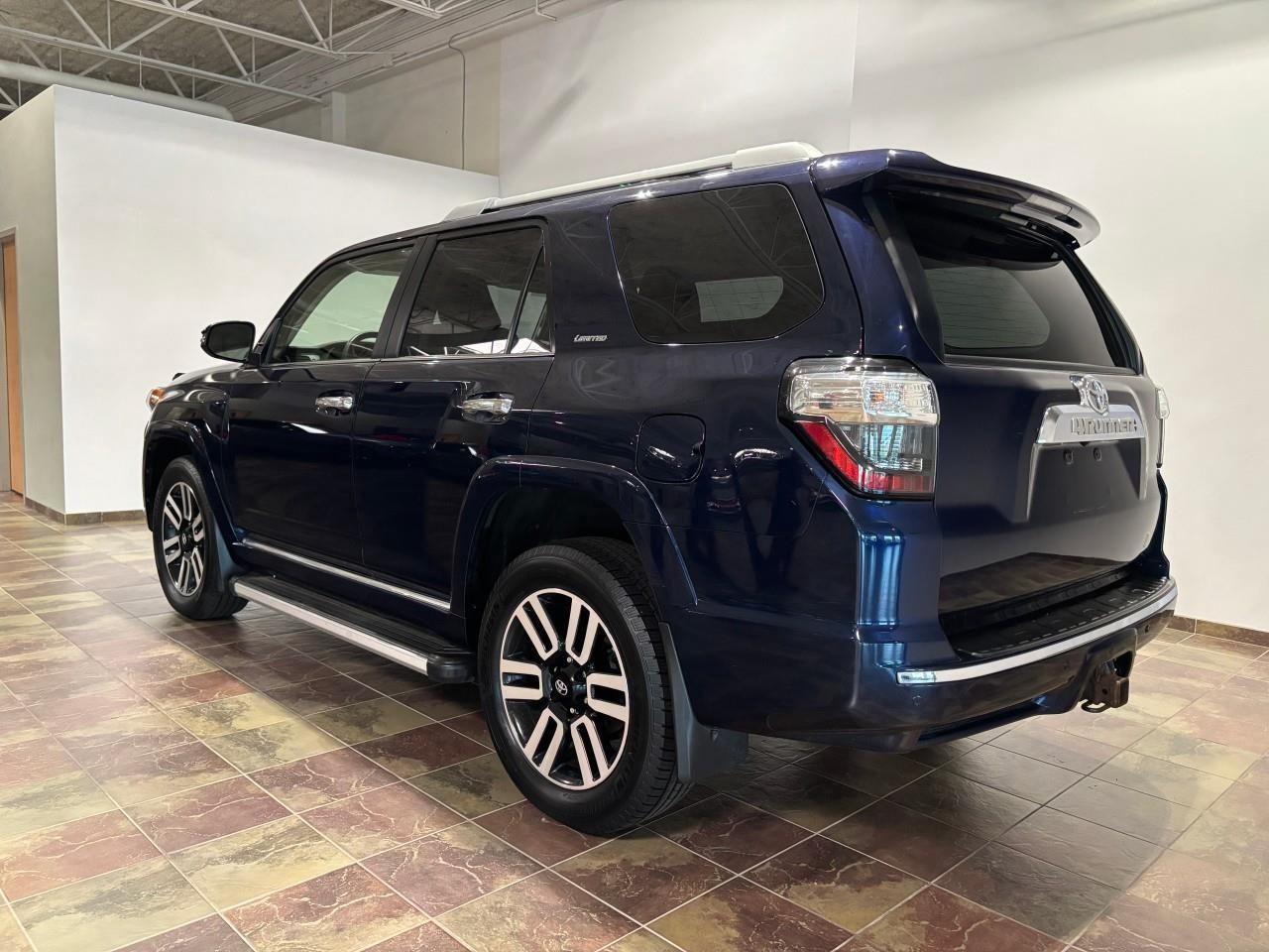 2014 Toyota 4Runner SR5 V6 Photo2