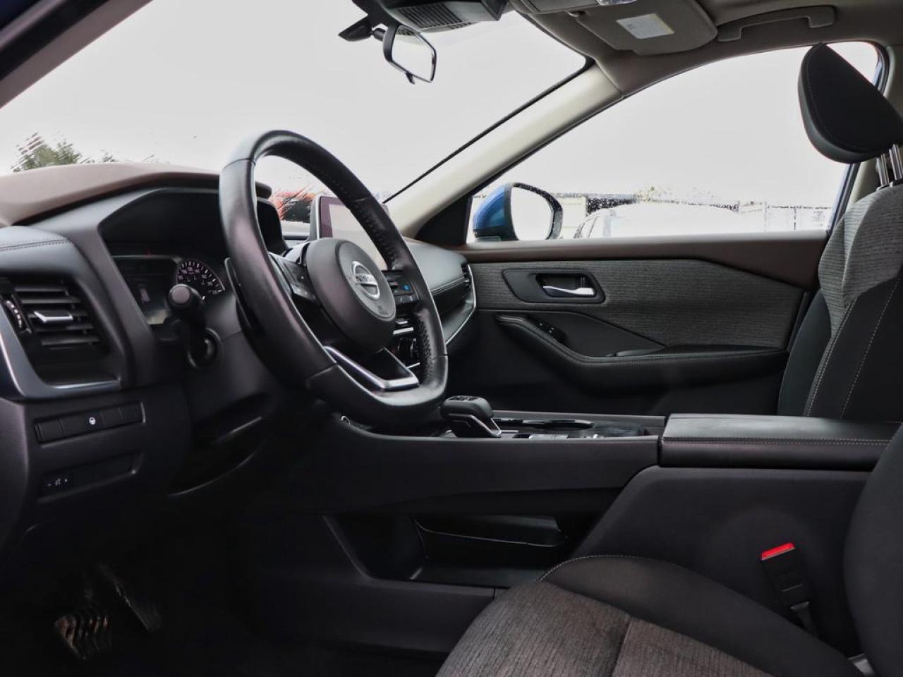 2021 Nissan Rogue SV  - Sunroof -  Heated Seats Photo