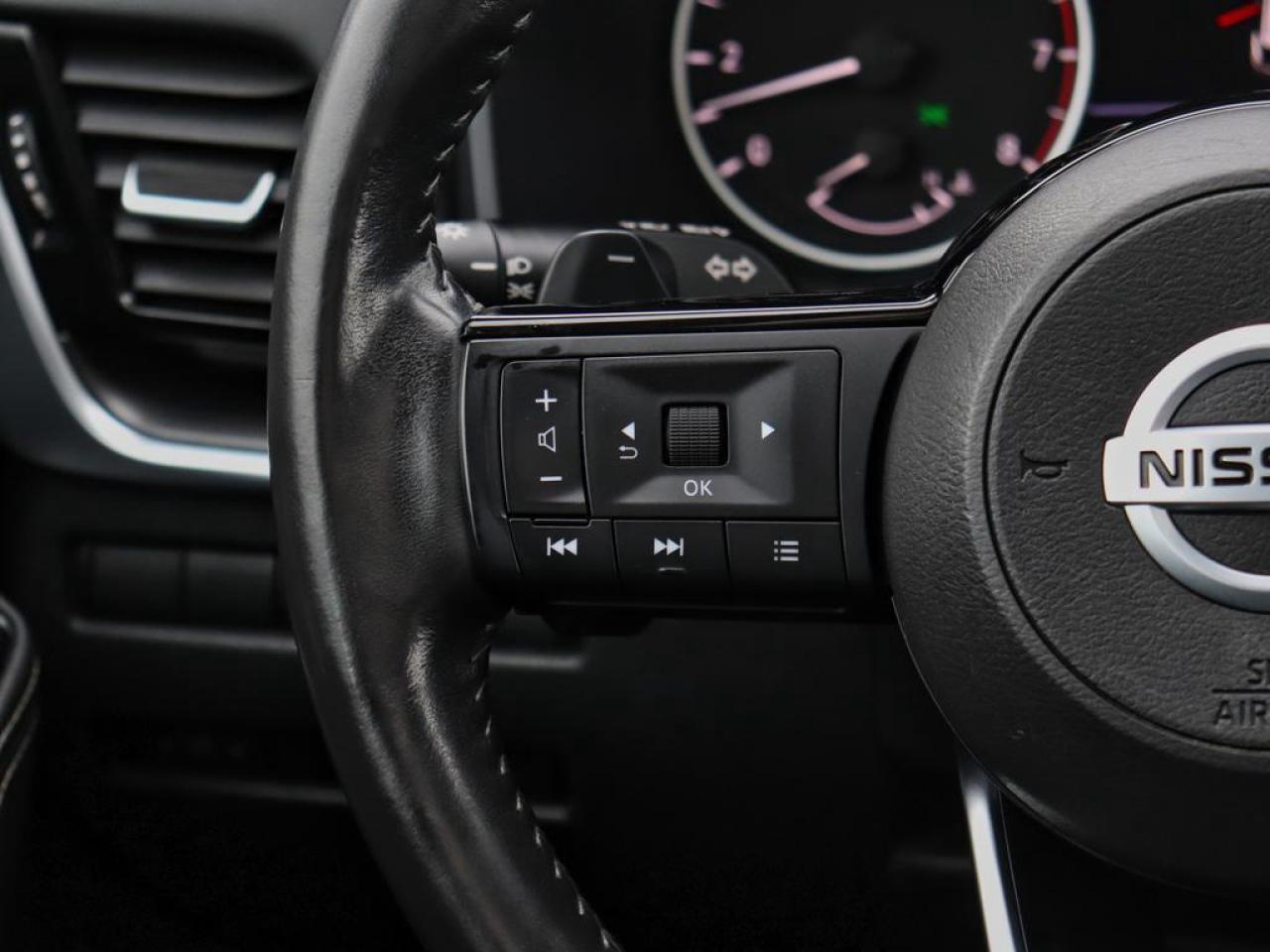 2021 Nissan Rogue SV  - Sunroof -  Heated Seats Photo