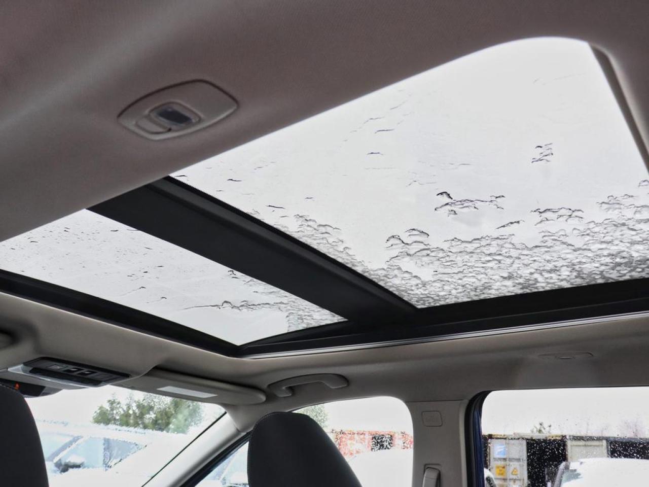 2021 Nissan Rogue SV  - Sunroof -  Heated Seats Photo