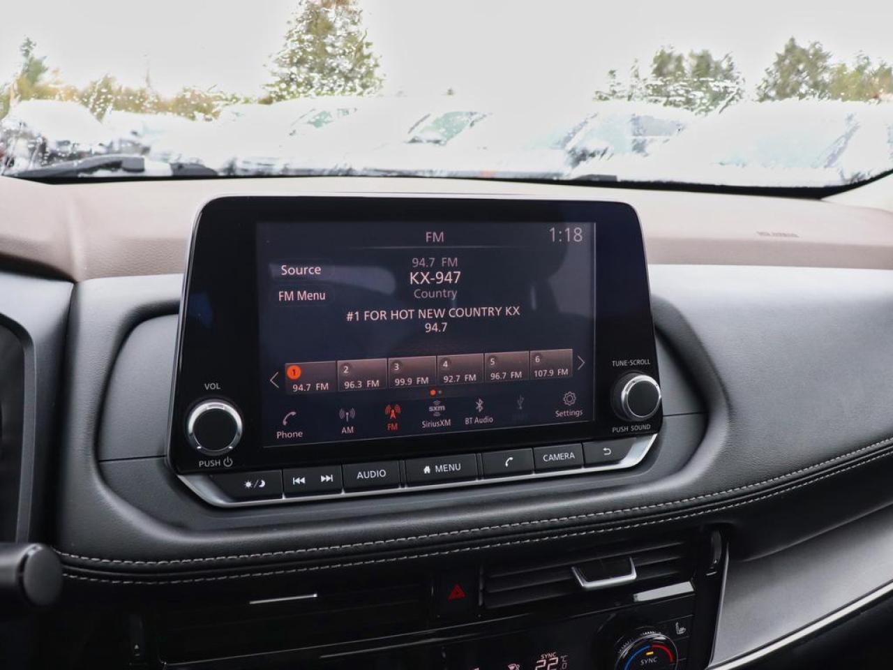 2021 Nissan Rogue SV  - Sunroof -  Heated Seats Photo