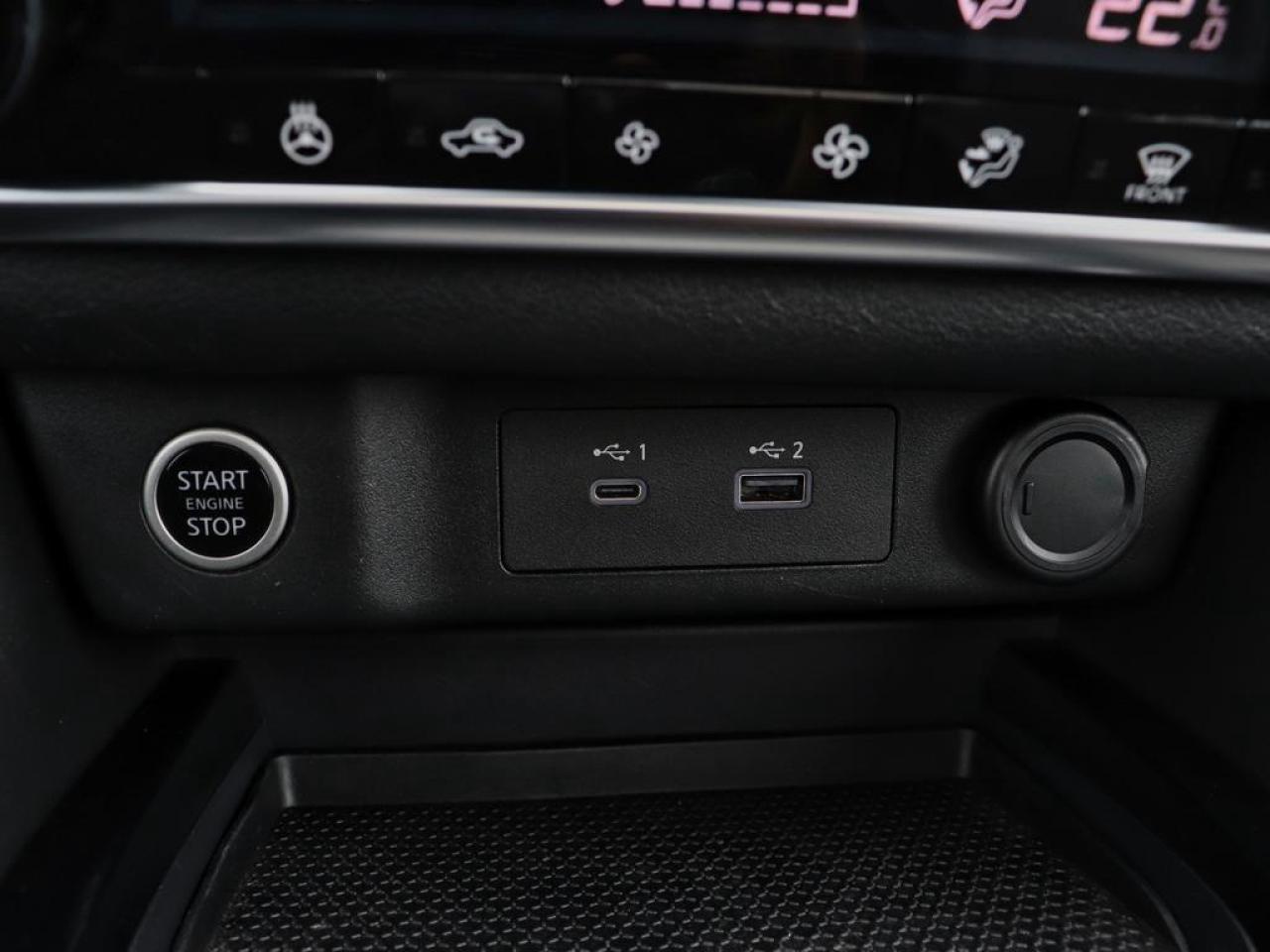 2021 Nissan Rogue SV  - Sunroof -  Heated Seats Photo