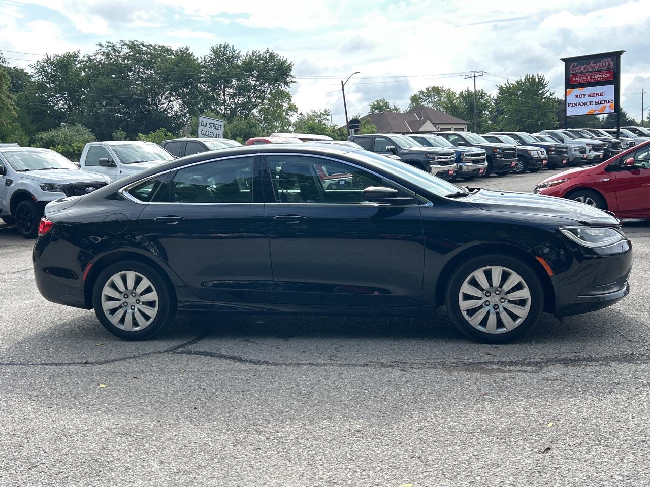 2016 Chrysler 200 LX, CLEAN CARFAX, EXCELLENT SERVICE HISTORY! Photo