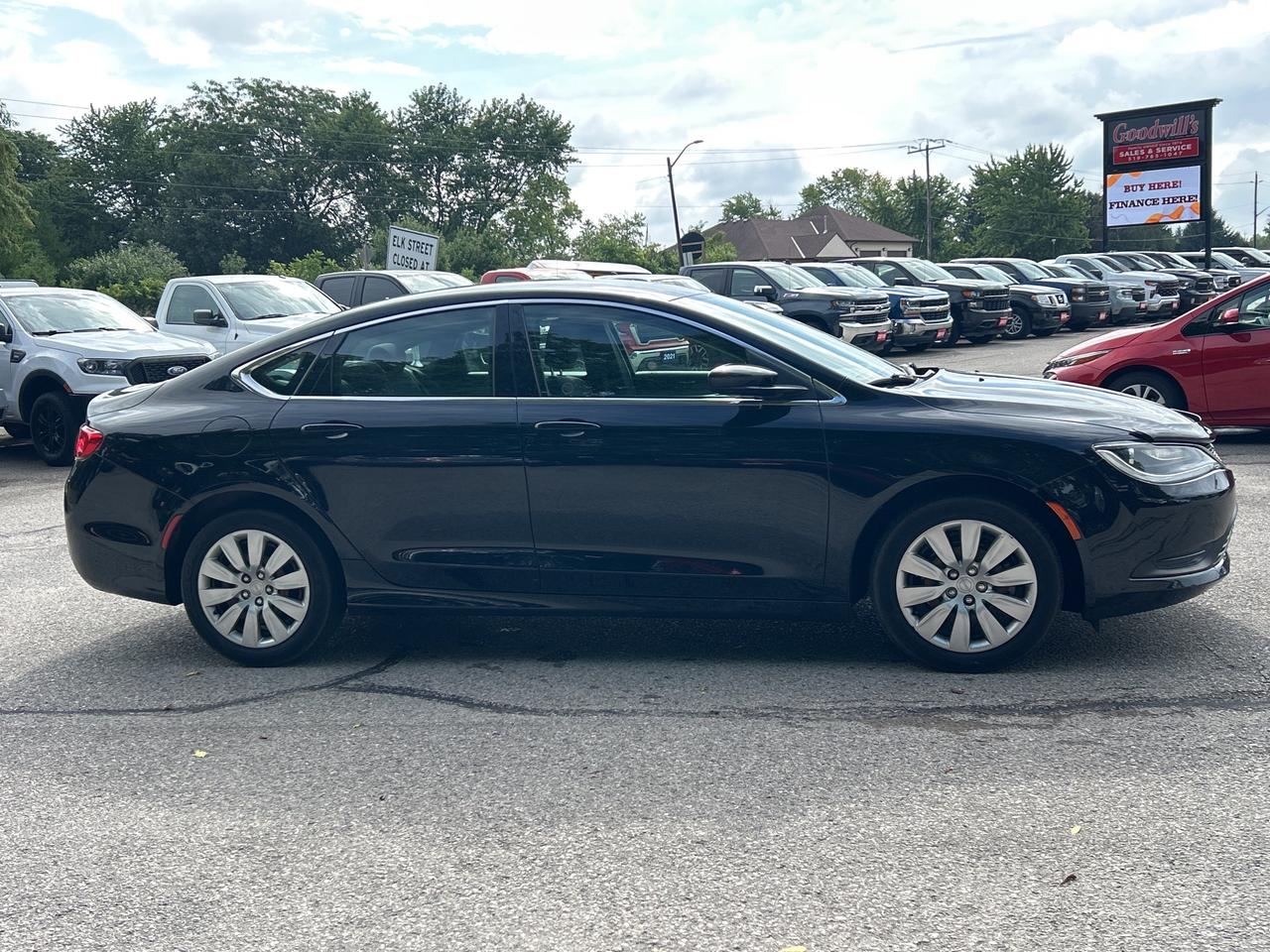 2016 Chrysler 200 LX, CLEAN CARFAX, EXCELLENT SERVICE HISTORY! Photo