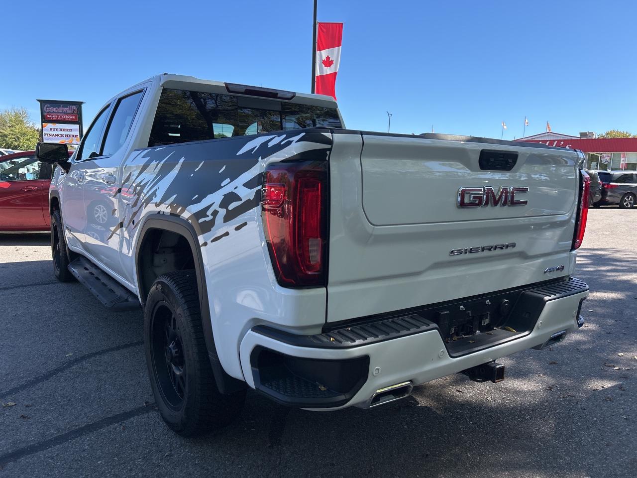 2022 GMC Sierra 1500 AT4, DURAMAX DIESEL, CLEAN CARFAX, REMOTE START! Photo