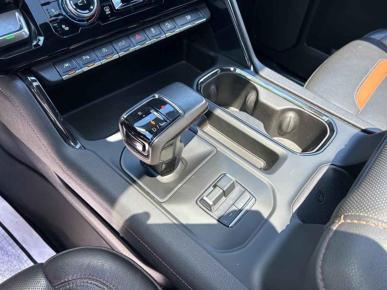 2022 GMC Sierra 1500 AT4, DURAMAX DIESEL, CLEAN CARFAX, REMOTE START! Photo