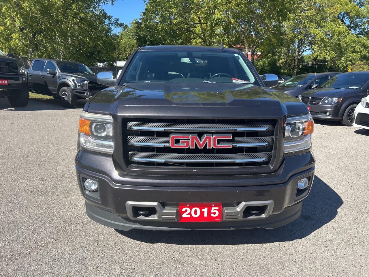 2015 GMC Sierra 1500 SLE, 4X4, HEATED SEATS, REMOTE START, BACK UP CAM! Photo