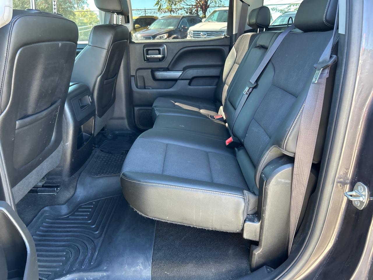 2015 GMC Sierra 1500 SLE, 4X4, HEATED SEATS, REMOTE START, BACK UP CAM! Photo