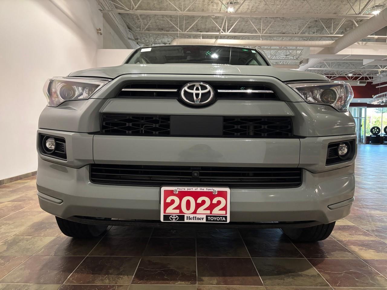 2022 Toyota 4Runner  Photo3