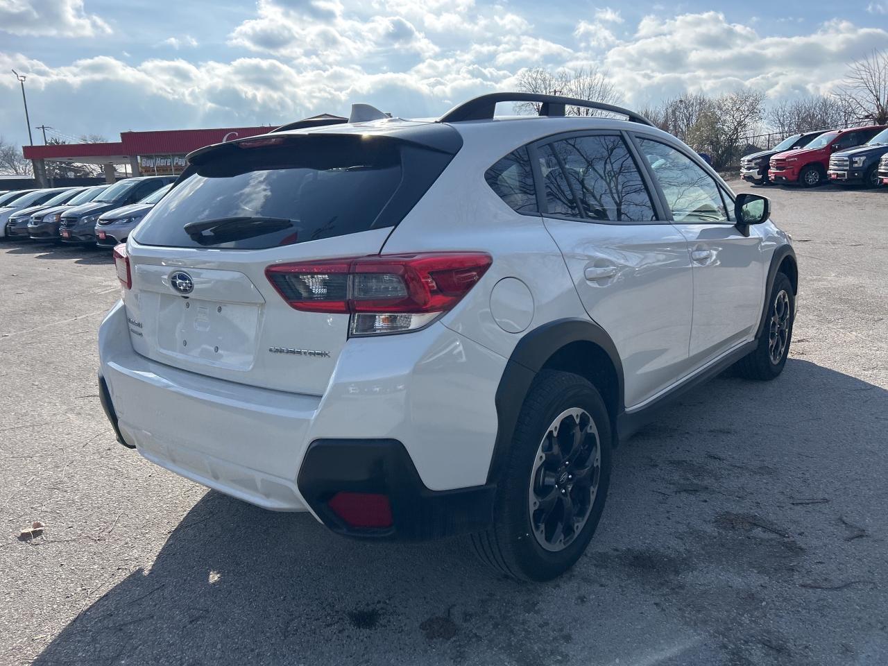 2023 Subaru Crosstrek TOURING, CEAN CARFAX, HEATED SEATS, BACK UP CAM! Photo