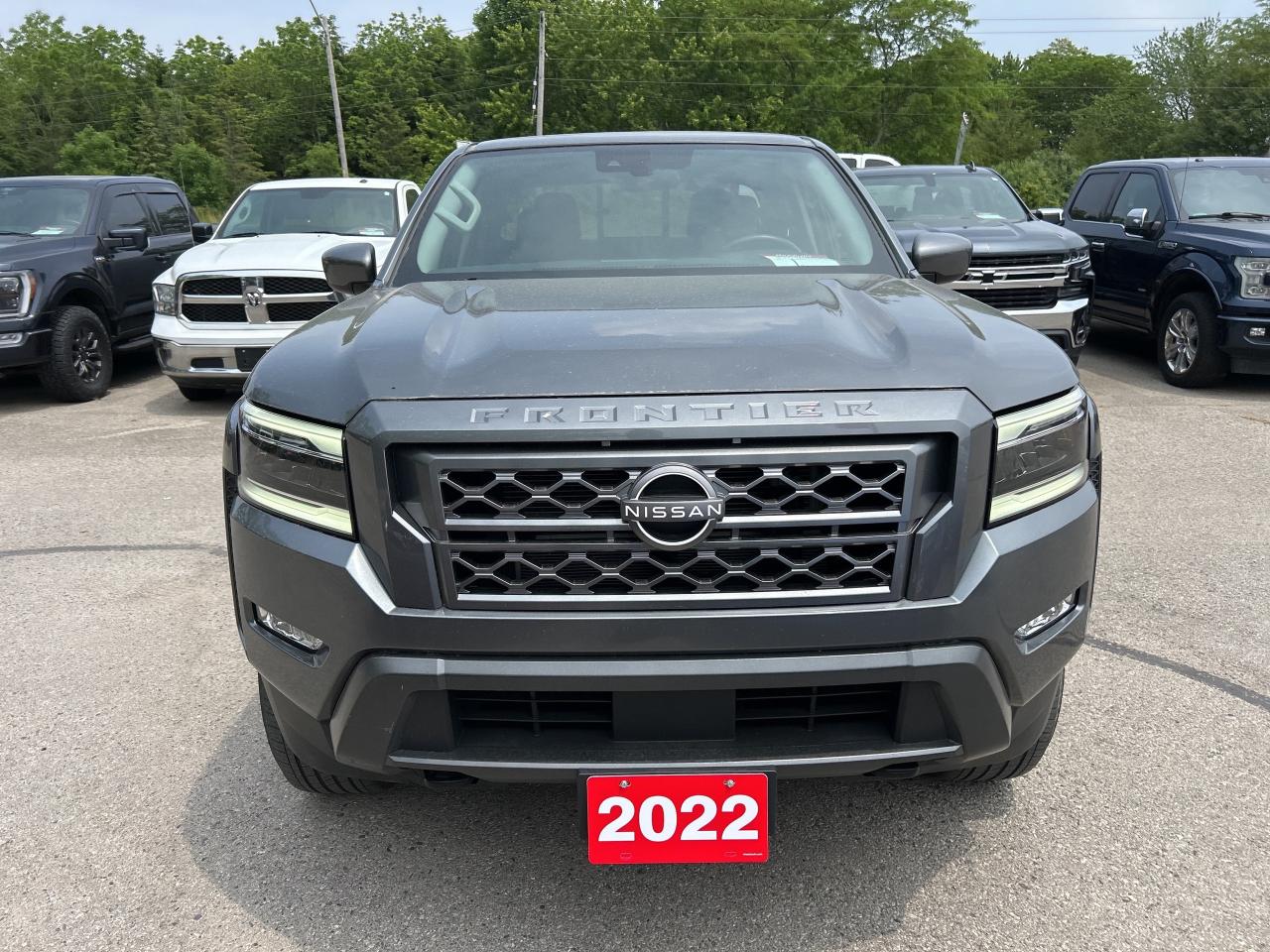 2022 Nissan Frontier SV, REMOTE START, BACK UP CAMERA, CLEAN CARFAX! Photo2