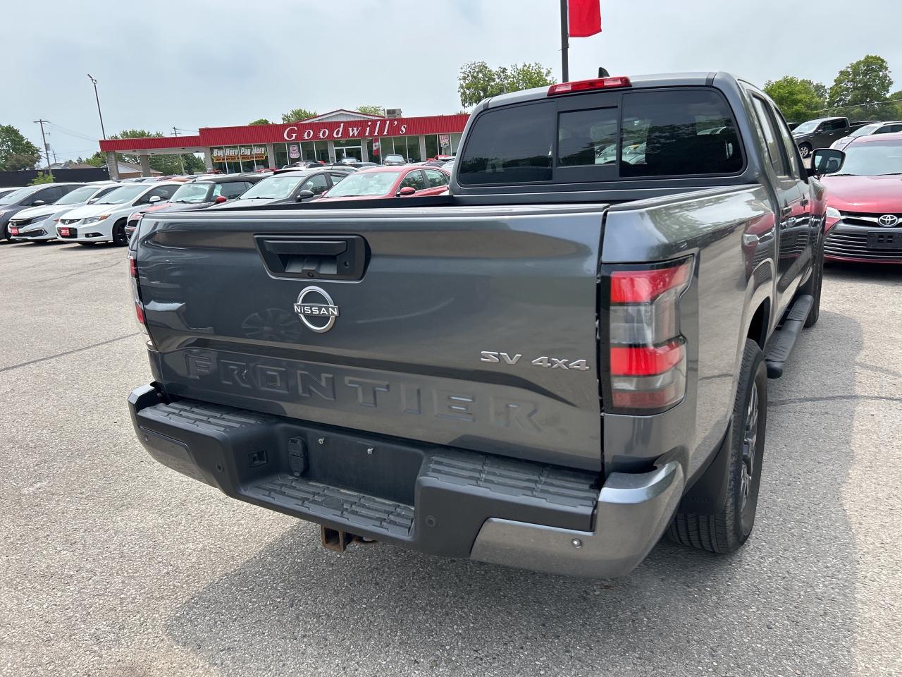 2022 Nissan Frontier SV, REMOTE START, BACK UP CAMERA, CLEAN CARFAX! Photo
