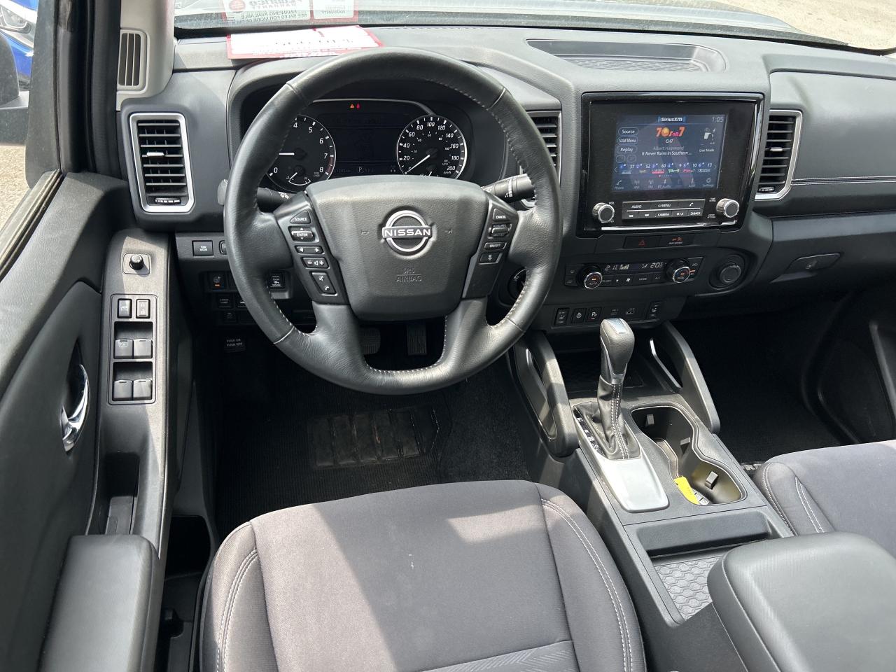 2022 Nissan Frontier SV, REMOTE START, BACK UP CAMERA, CLEAN CARFAX! Photo
