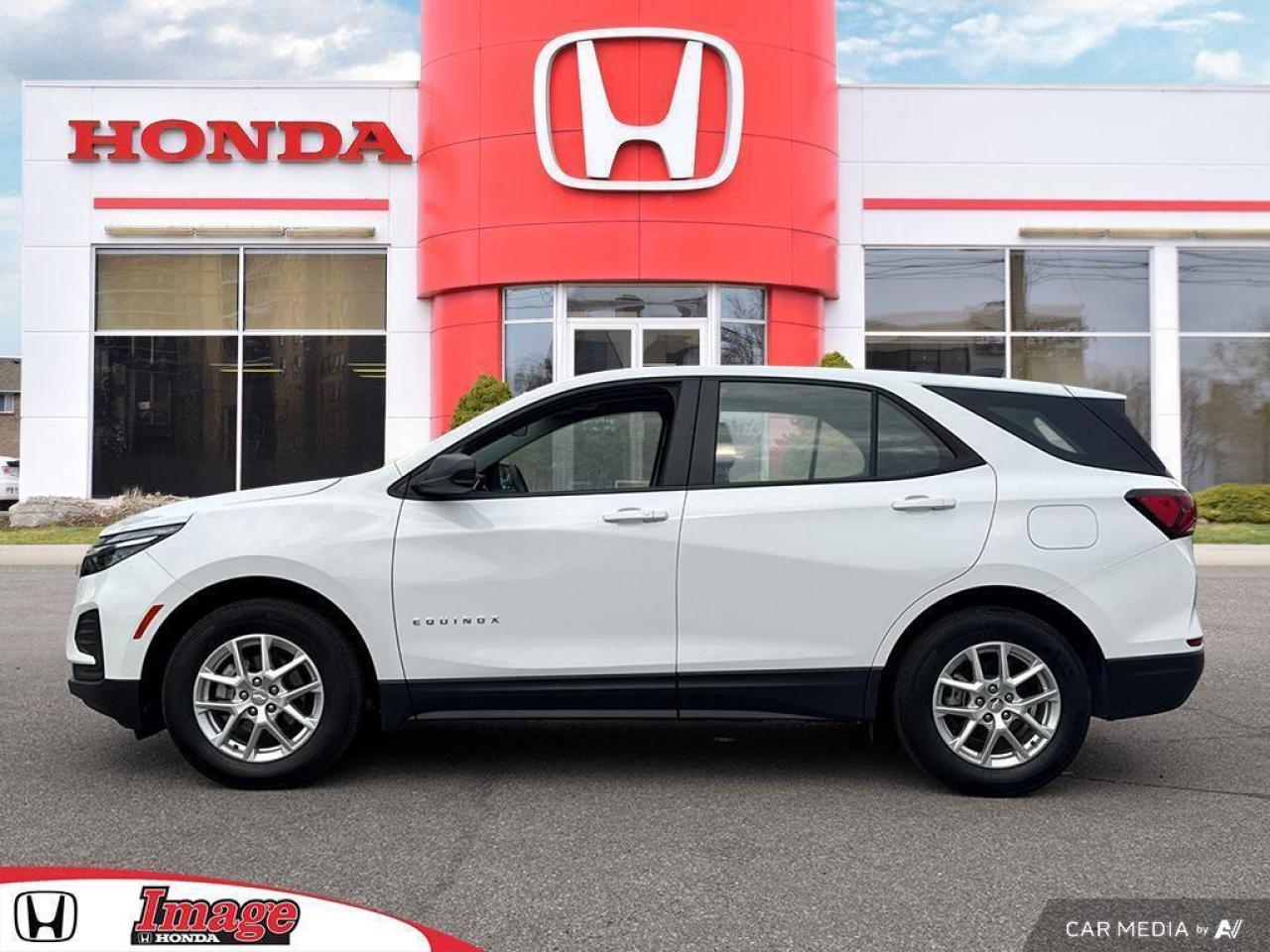 2023 Chevrolet Equinox LS FWD   BLUETOOTH   REMOTE START   CARPLAY Photo