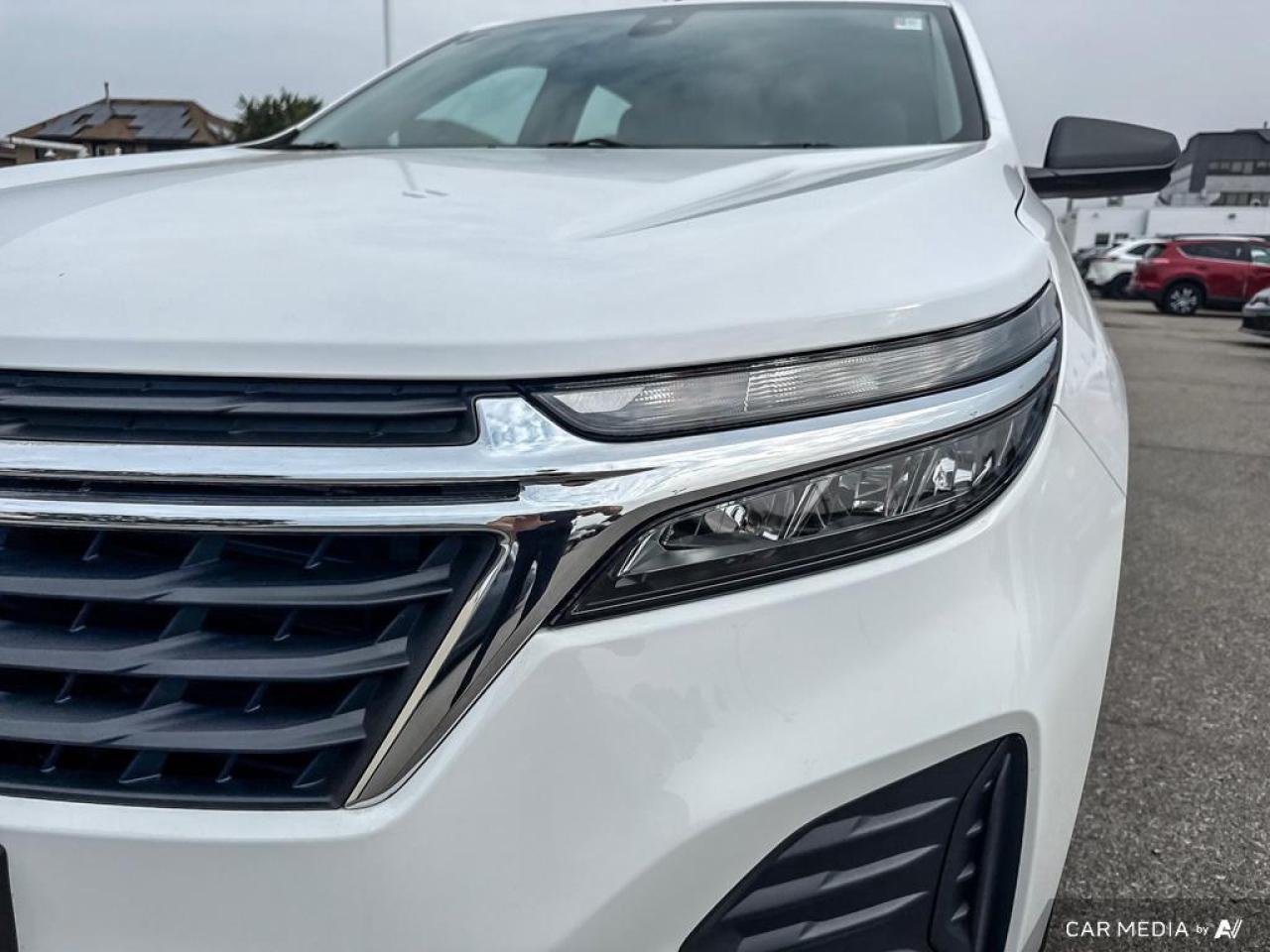 2023 Chevrolet Equinox LS FWD   BLUETOOTH   REMOTE START   CARPLAY Photo