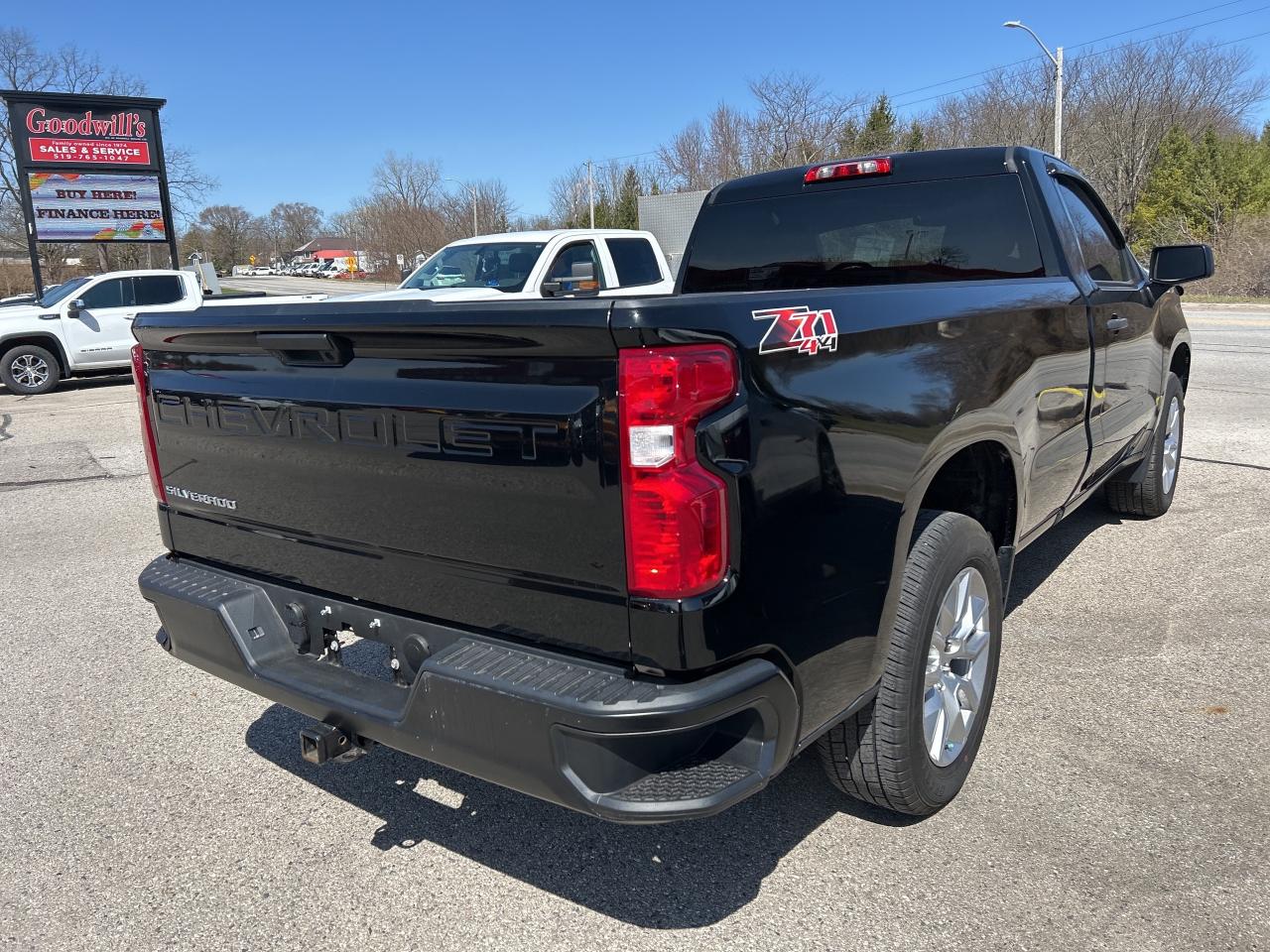 2022 Chevrolet Silverado 1500 LTD WORK TRUCK, CLEAN CARFAX, 8' BOX, 4X4! Photo