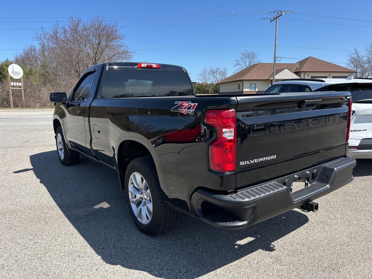 2022 Chevrolet Silverado 1500 LTD WORK TRUCK, CLEAN CARFAX, 8' BOX, 4X4! Photo