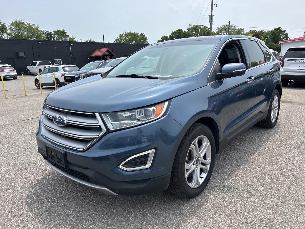 2018 Ford Edge TITANIUM, HEATED & COOLED LEATHER, SUNROOF! Photo