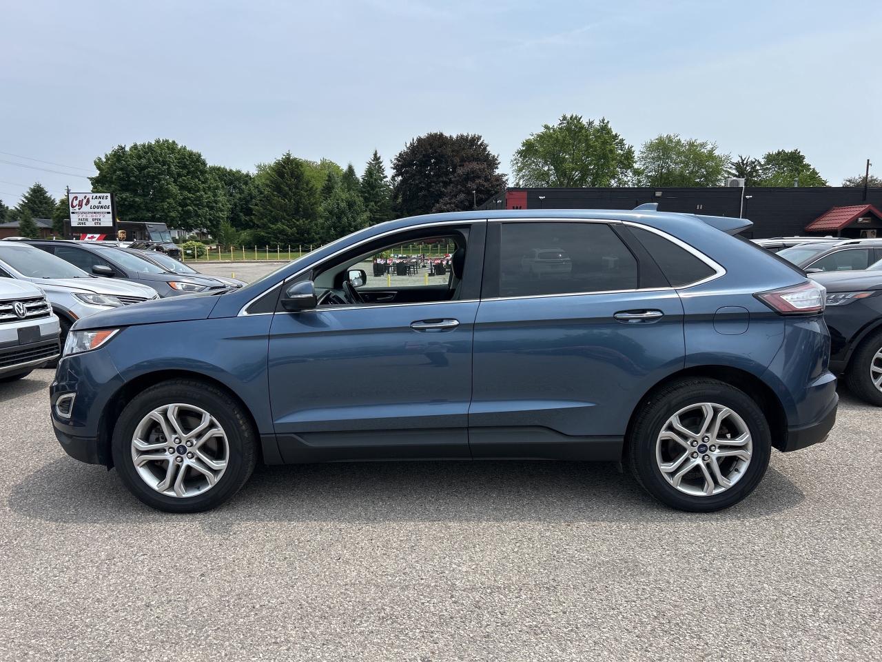 2018 Ford Edge TITANIUM, HEATED & COOLED LEATHER, SUNROOF! Photo