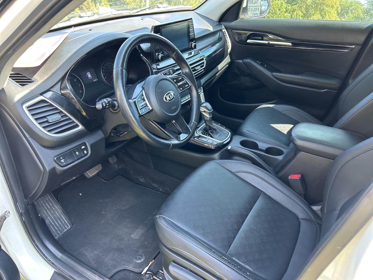 2021 Kia Seltos EX, HEATED LEATHER, SUNROOF, HEATED STEERING WHEEL Photo