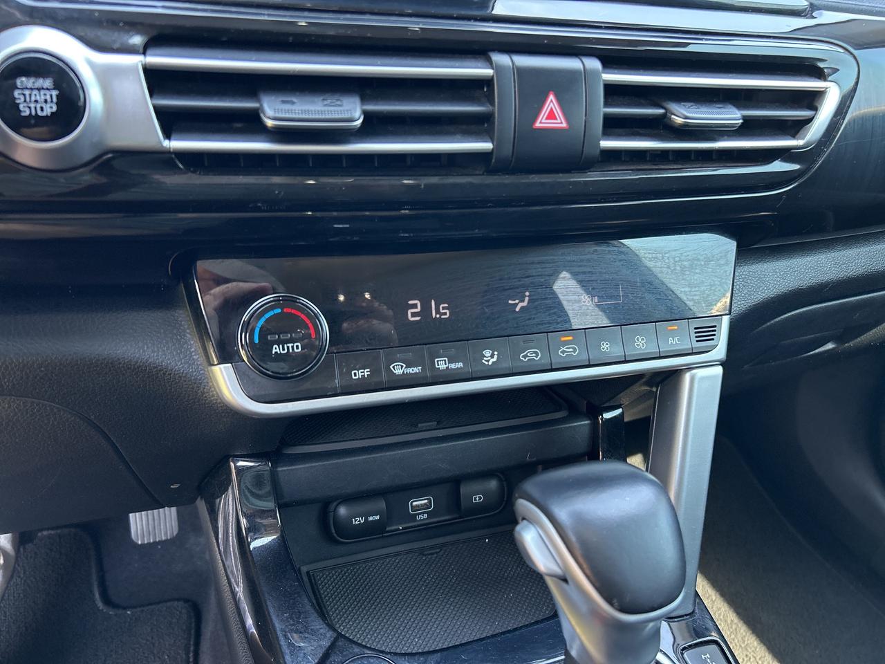 2021 Kia Seltos EX, HEATED LEATHER, SUNROOF, HEATED STEERING WHEEL Photo