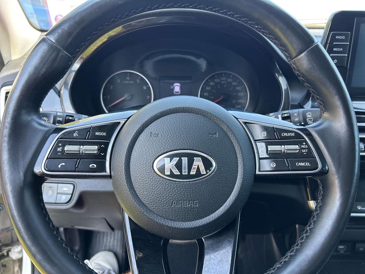 2021 Kia Seltos EX, HEATED LEATHER, SUNROOF, HEATED STEERING WHEEL Photo