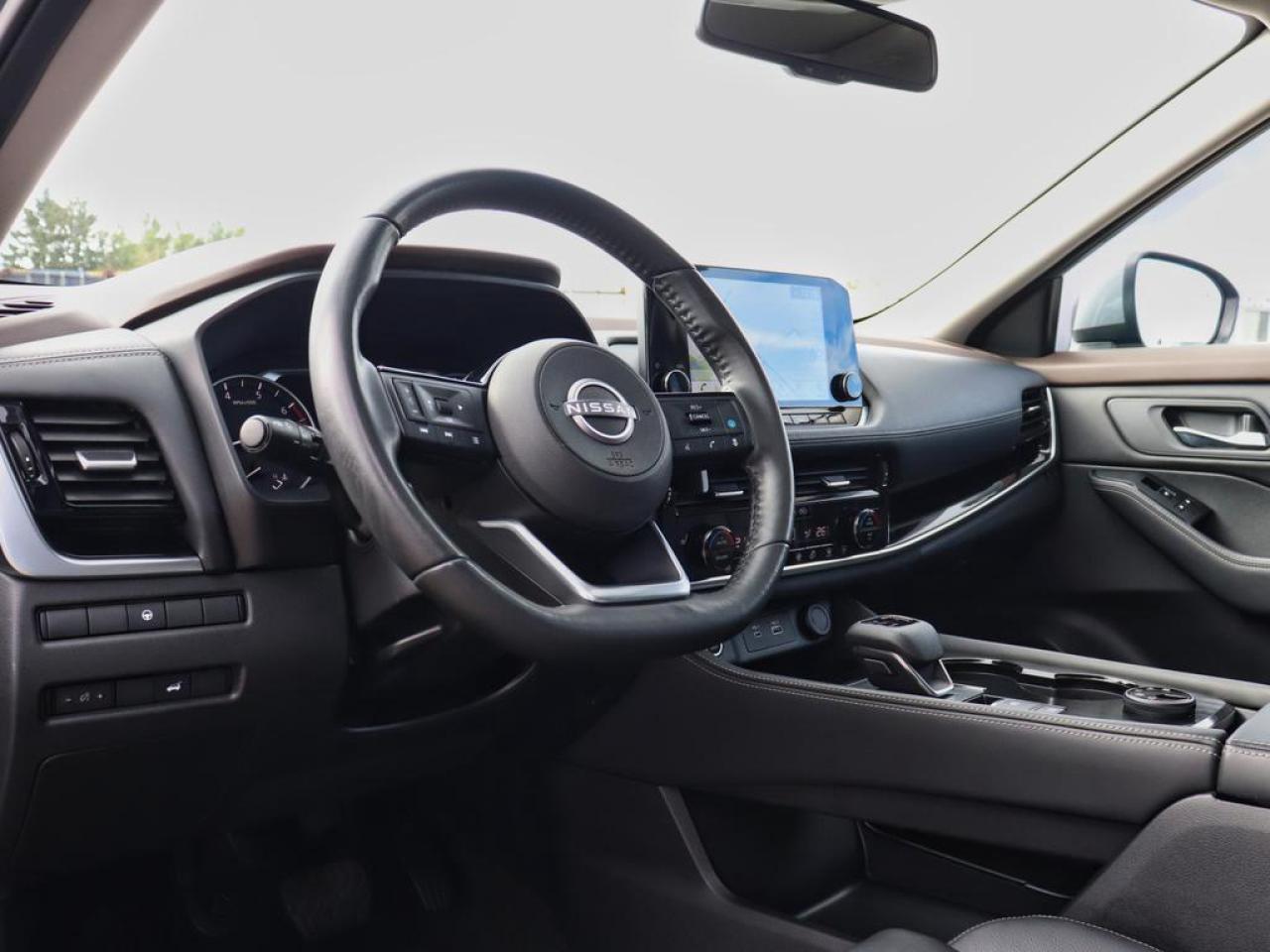 2022 Nissan Rogue SL  - Moonroof -  Leather Seats Photo