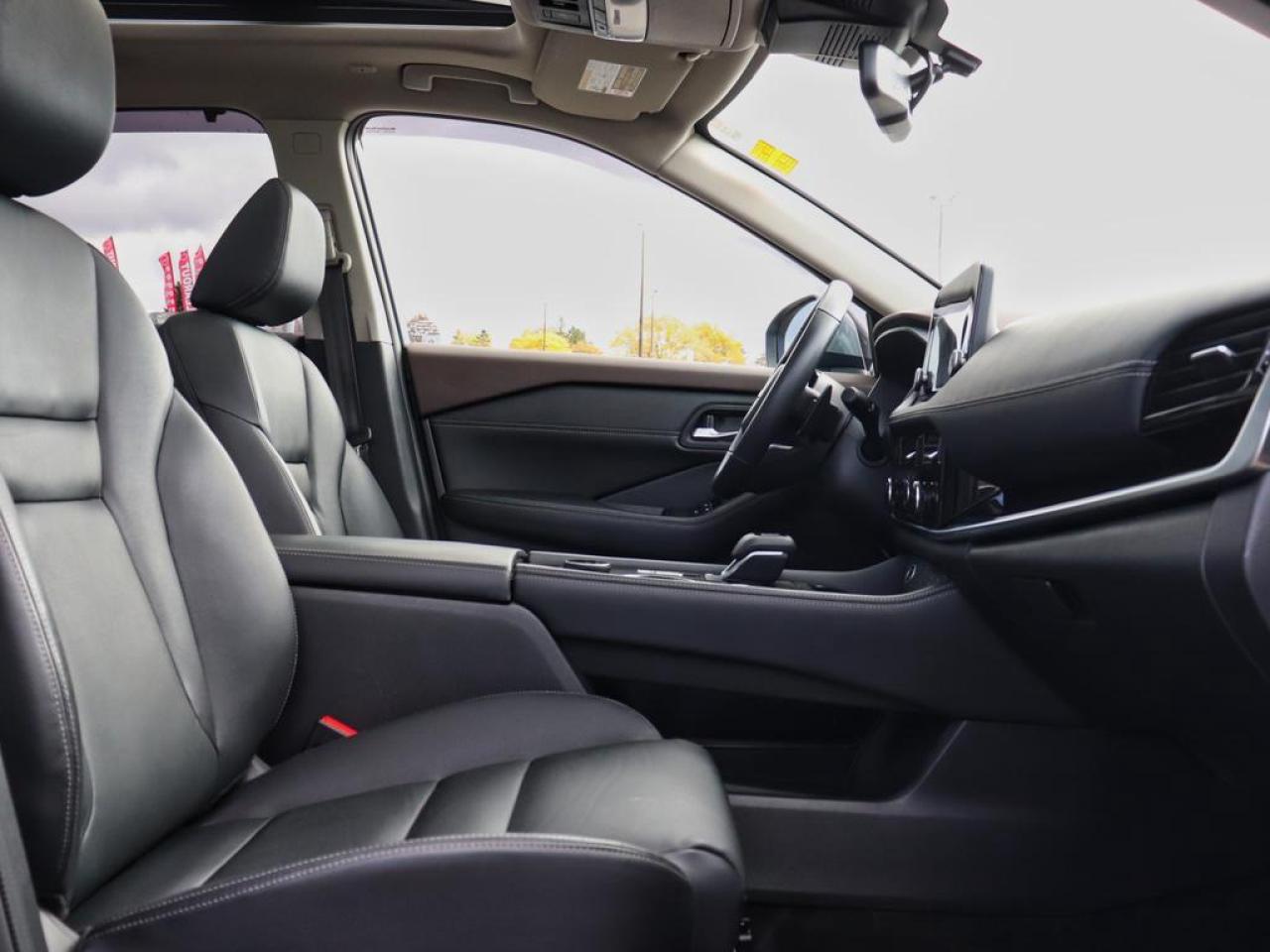 2022 Nissan Rogue SL  - Moonroof -  Leather Seats Photo