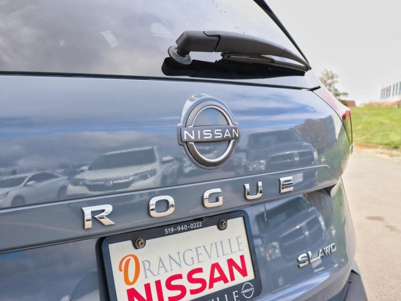 2022 Nissan Rogue SL  - Moonroof -  Leather Seats Photo