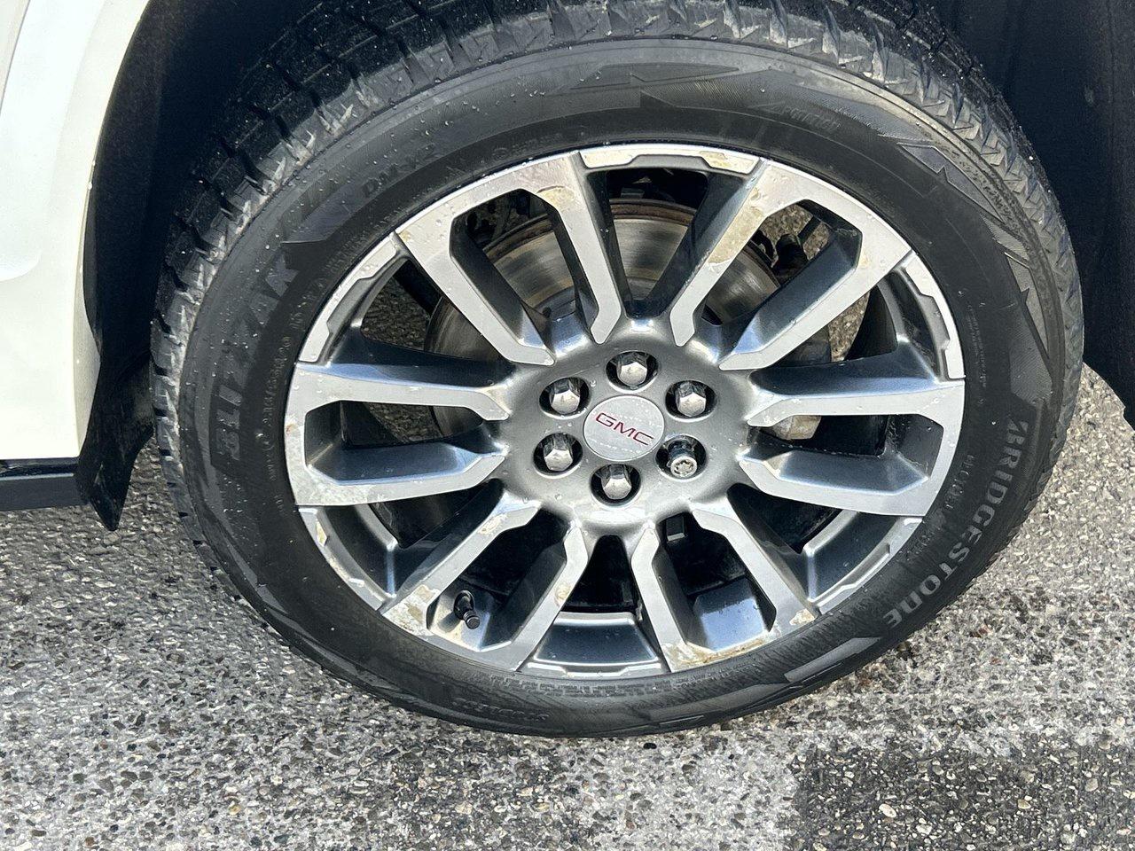 2022 GMC Acadia Denali Sunroof 360 Camera Adaptive Cruise BOSE Photo