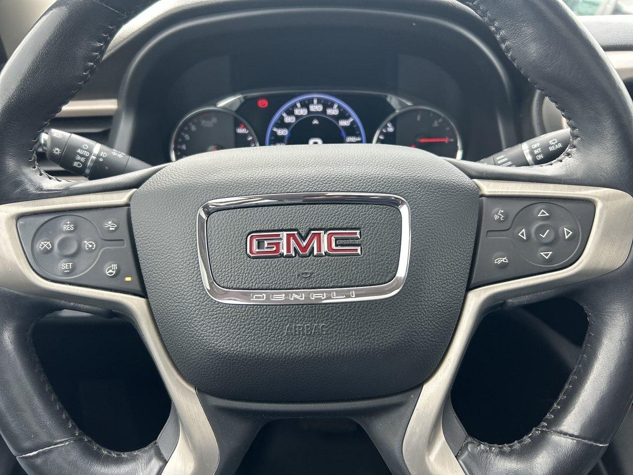 2022 GMC Acadia Denali Sunroof 360 Camera Adaptive Cruise BOSE Photo