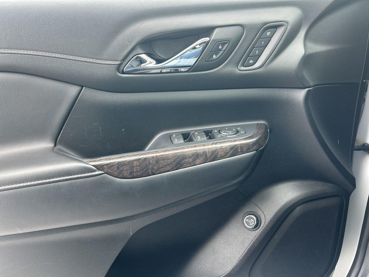 2022 GMC Acadia Denali Sunroof 360 Camera Adaptive Cruise BOSE Photo