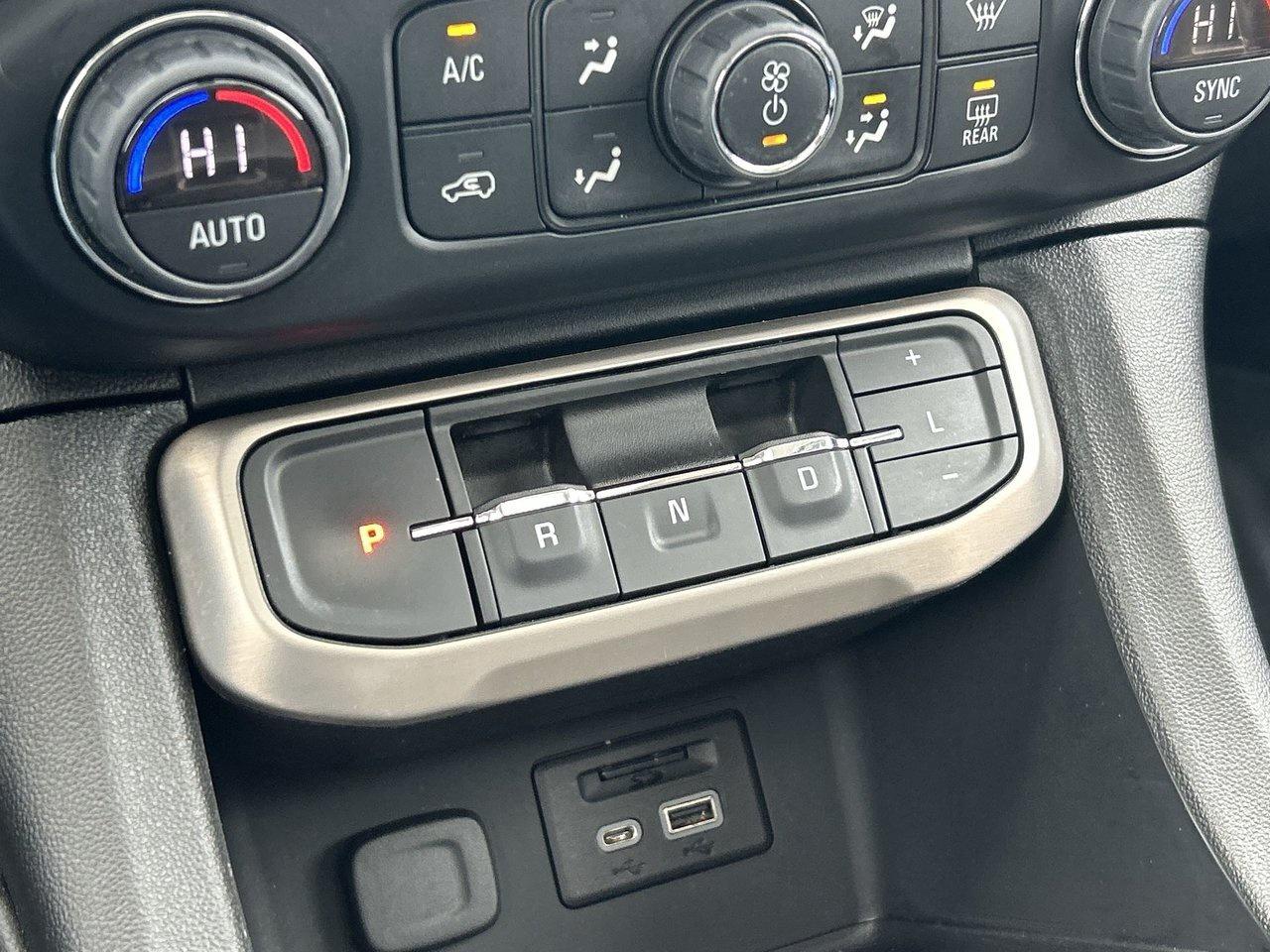 2022 GMC Acadia Denali Sunroof 360 Camera Adaptive Cruise BOSE Photo