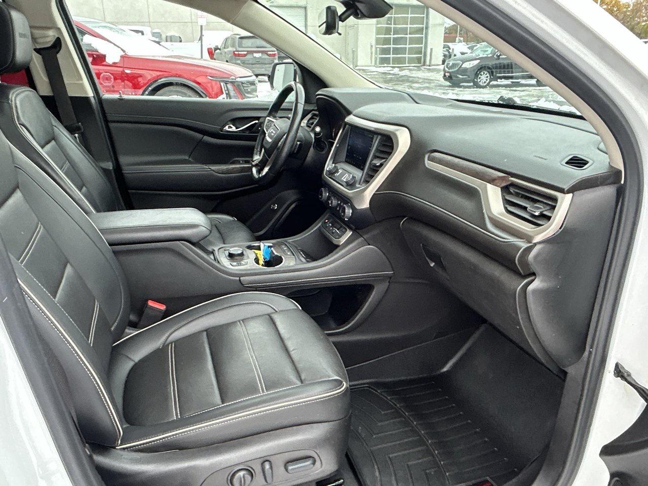 2022 GMC Acadia Denali Sunroof 360 Camera Adaptive Cruise BOSE Photo