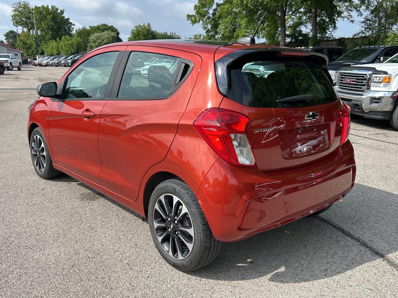 2021 Chevrolet Spark 1LT, ONLY 14 000 KMS, BACK UP CAMERA, SIRIUS RADIO Photo3