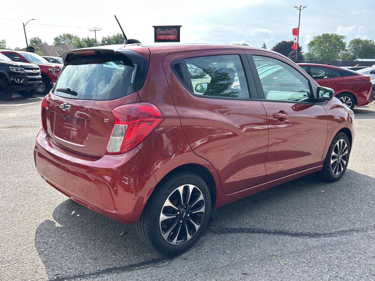2021 Chevrolet Spark 1LT, ONLY 14 000 KMS, BACK UP CAMERA, SIRIUS RADIO Photo